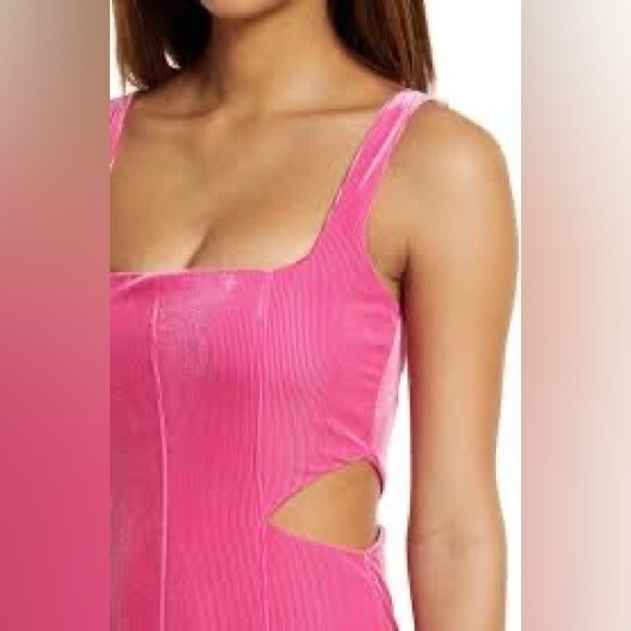 NWT AFRM Paradiso Cutout velvet ribbed pink Bodycon dress. Size Medium. - Picture 4 of 14